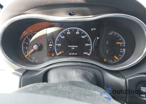 2018 Jeep Grand Cherokee Laredo E 4X4 from USA, damaged, VIN 1C4RJFAG6JC325979